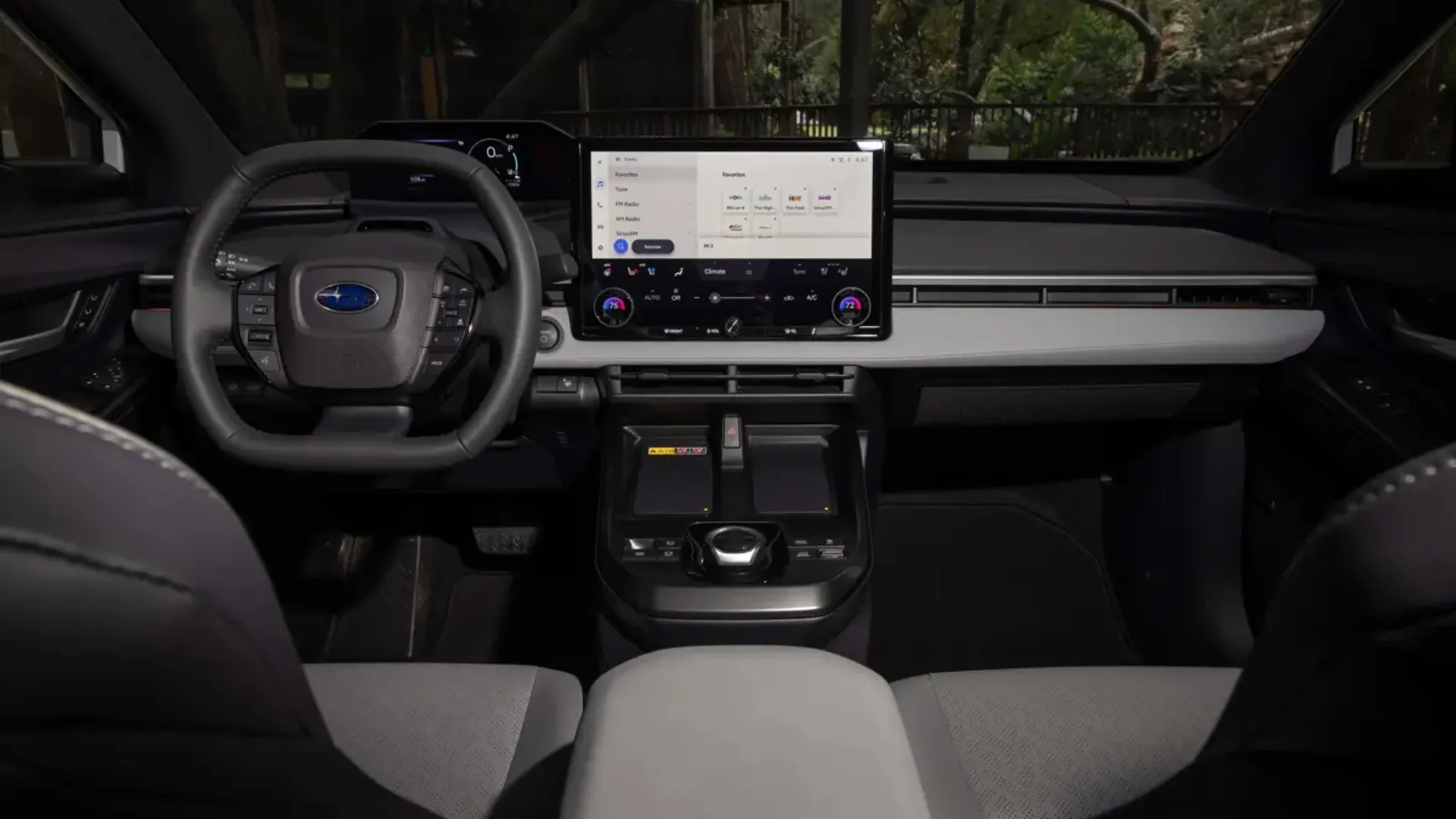 Elettronauti - Subaru Solterra AWD - Nero - Interni - Vista della plancia