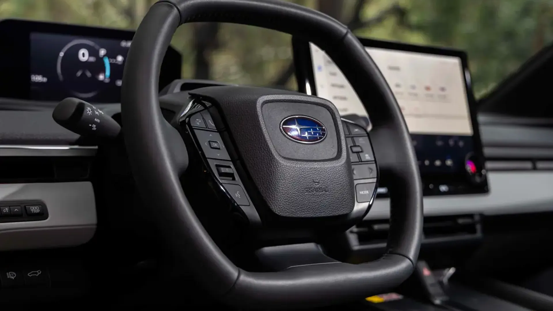 Elettronauti - Subaru Solterra AWD - Nero - Interni - Vista della plancia