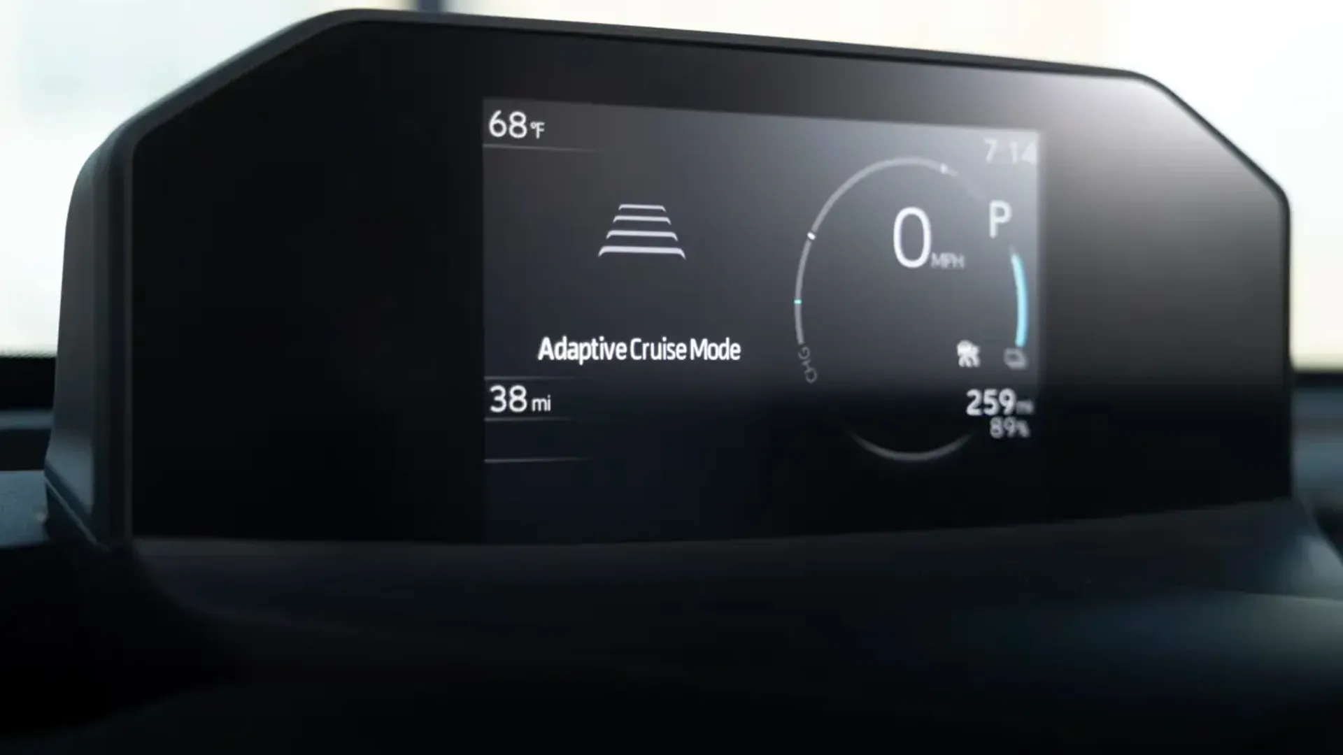 Elettronauti - Subaru Uncharted AWD 77 kWh - Grigio - Esterno - Vista anteriore a tre quarti