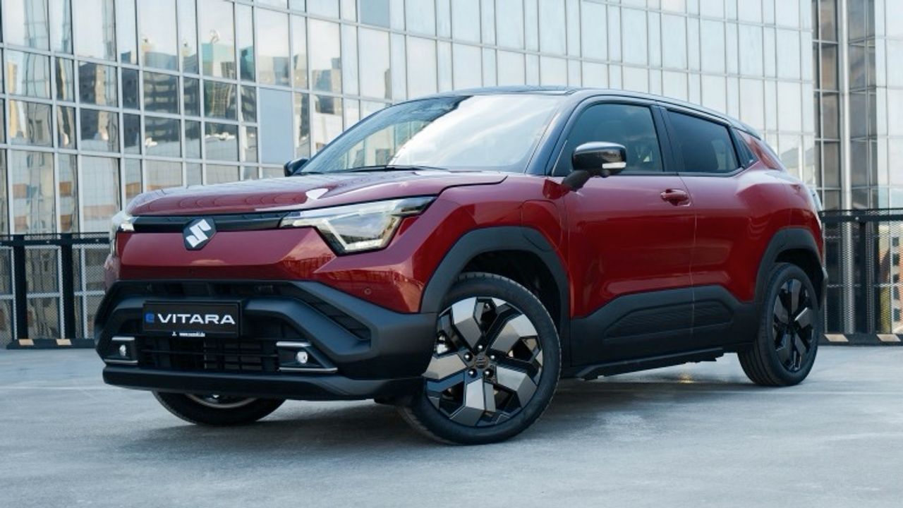 Suzuki e VITARA 49 kWh 2WD