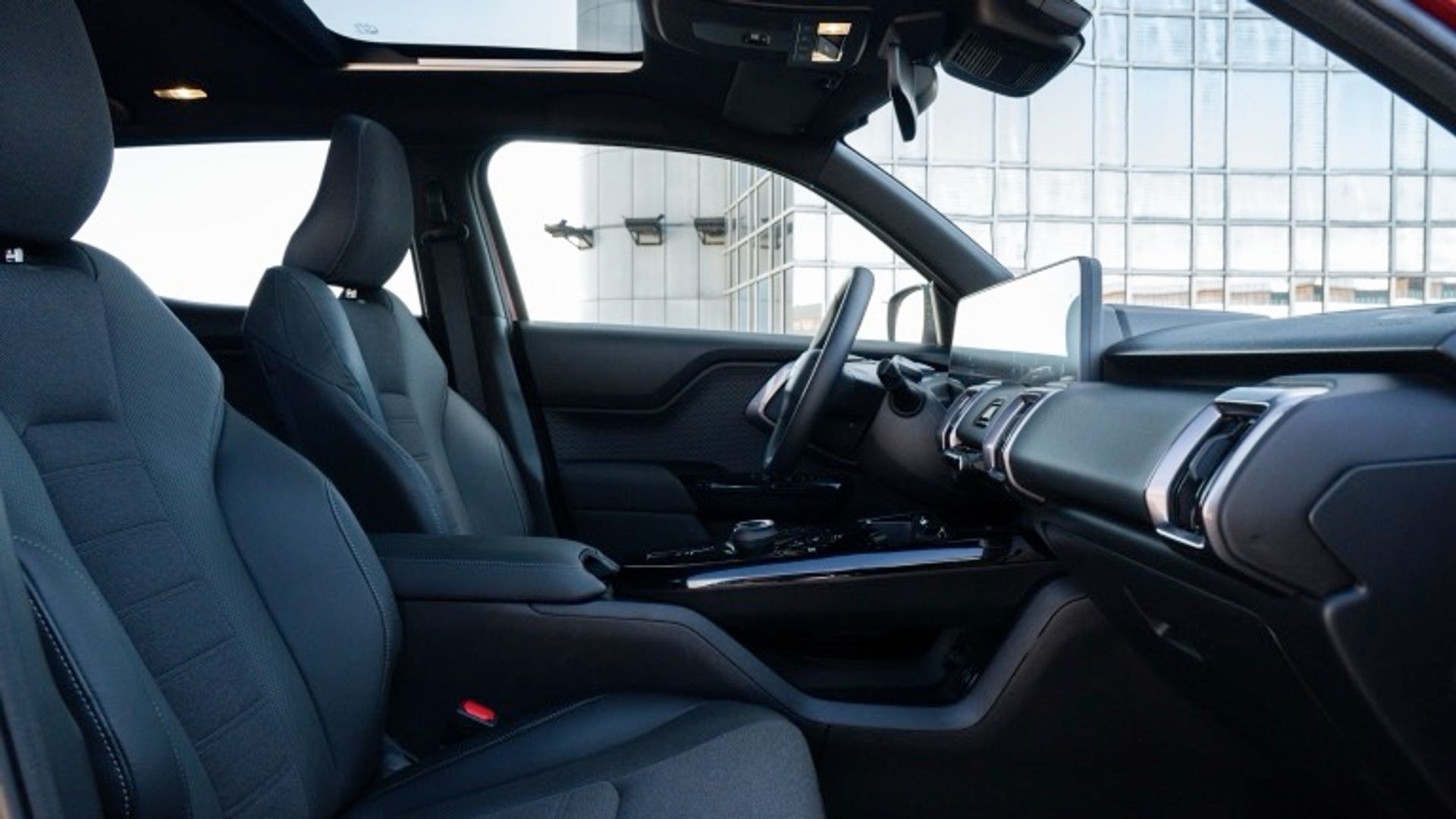 Suzuki e VITARA 49 kWh 2WD