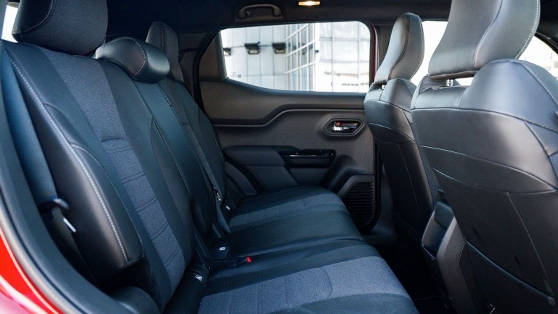 Suzuki e VITARA 49 kWh 2WD