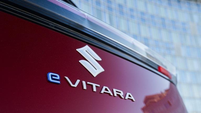 Suzuki e VITARA 49 kWh 2WD