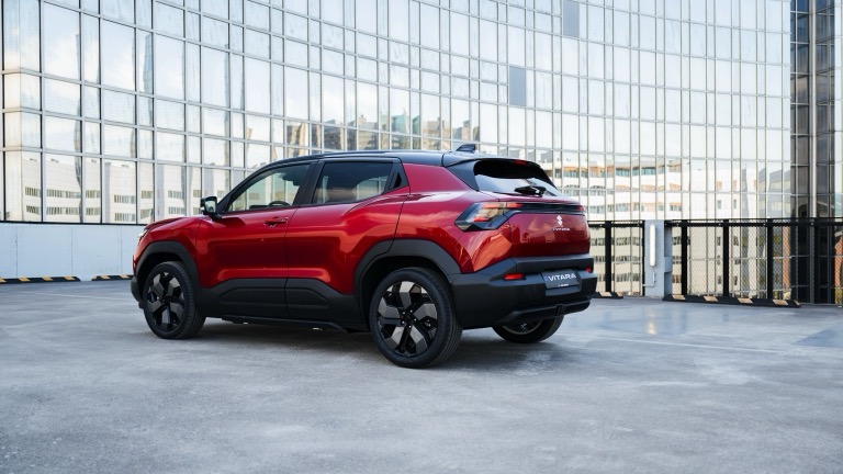 Suzuki e VITARA 49 kWh 2WD