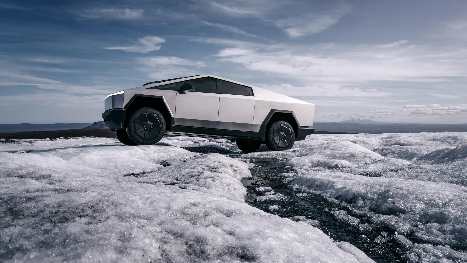 Tesla Cybertruck AWD