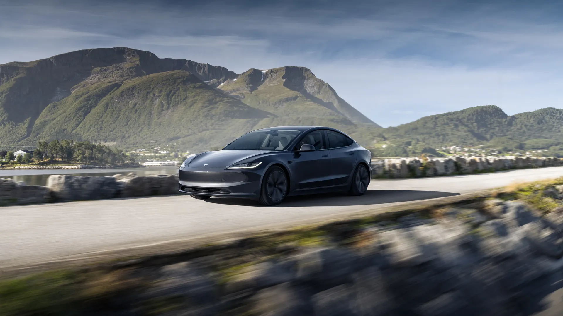 Tesla Model 3 Long Range