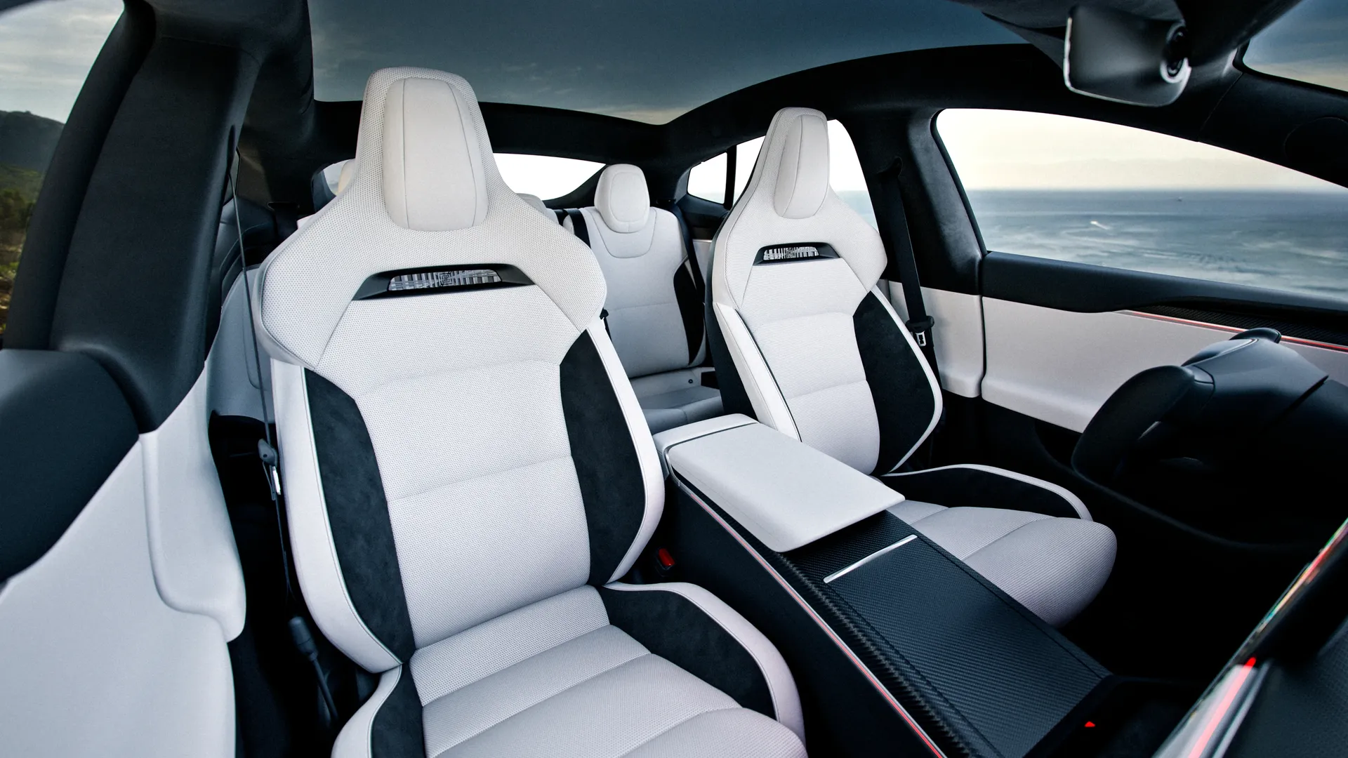 Tesla Model S AWD