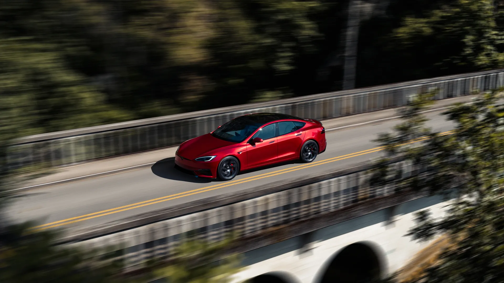 Tesla Model S AWD