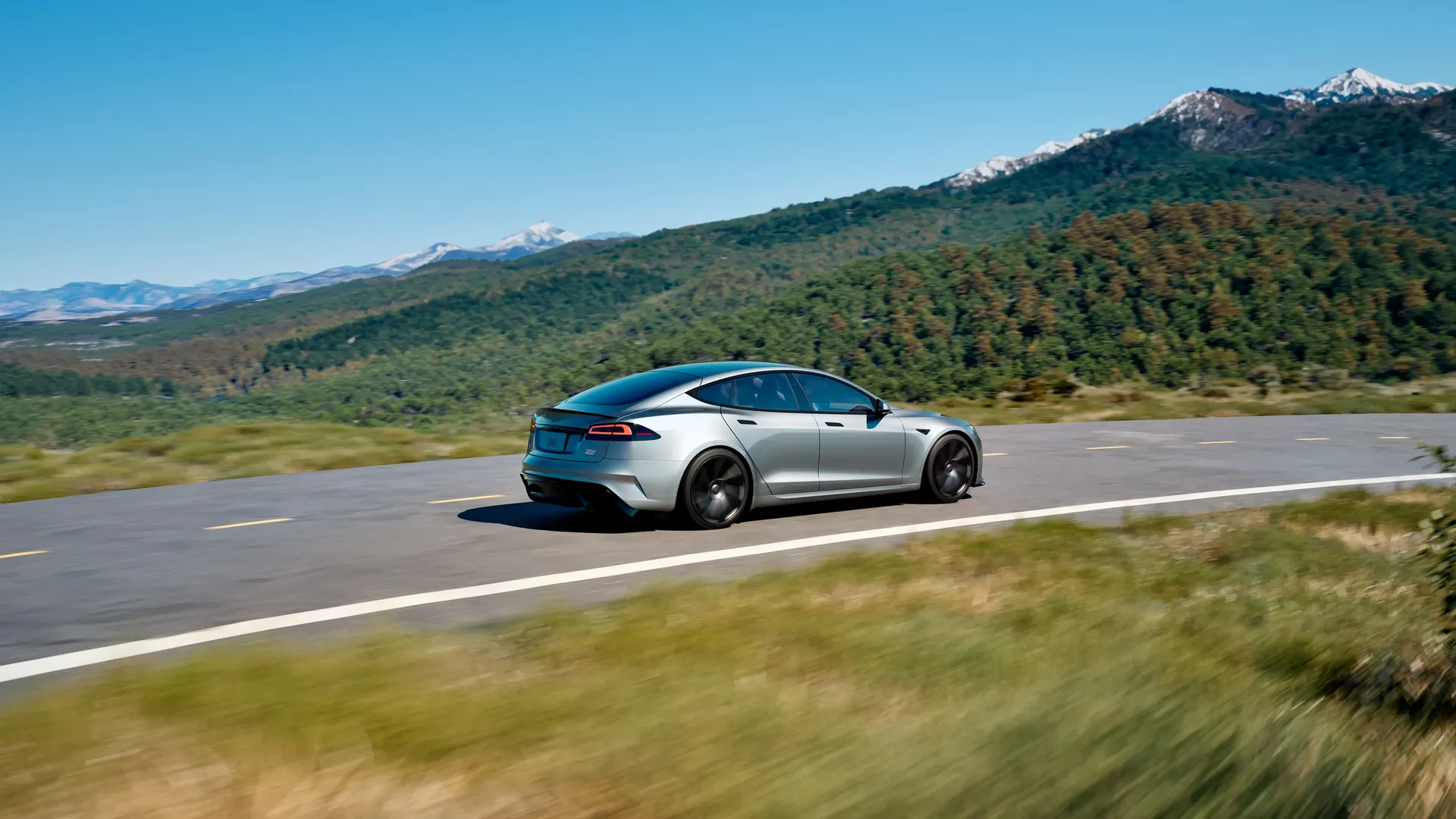 Tesla Model S AWD