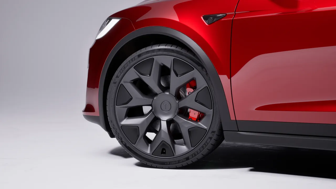 Tesla Model X AWD