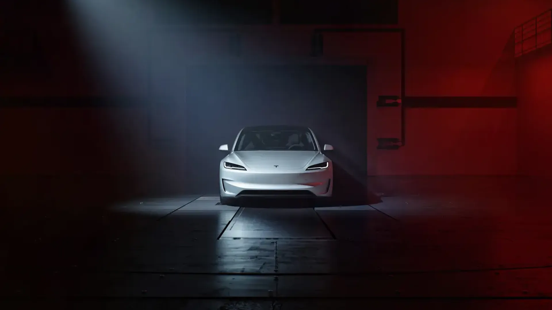 Elettronauti - Tesla Model 3 Performance - Grigio - Esterno - Vista anteriore a tre quarti