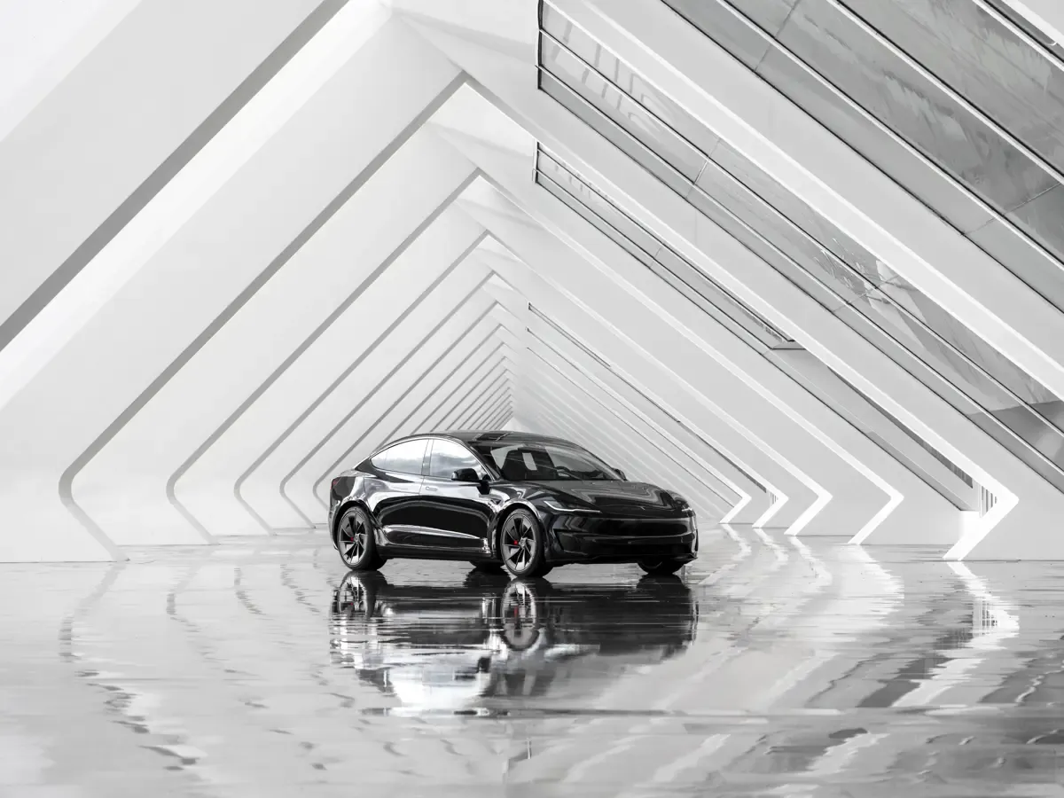 Elettronauti - Tesla Model 3 Performance - Rosso - Esterno - Vista anteriore a tre quarti