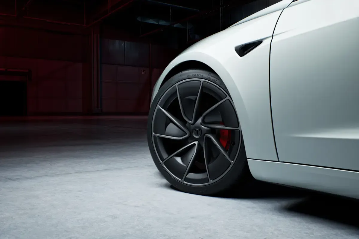 Elettronauti - Tesla Model 3 Performance - Cerchio
