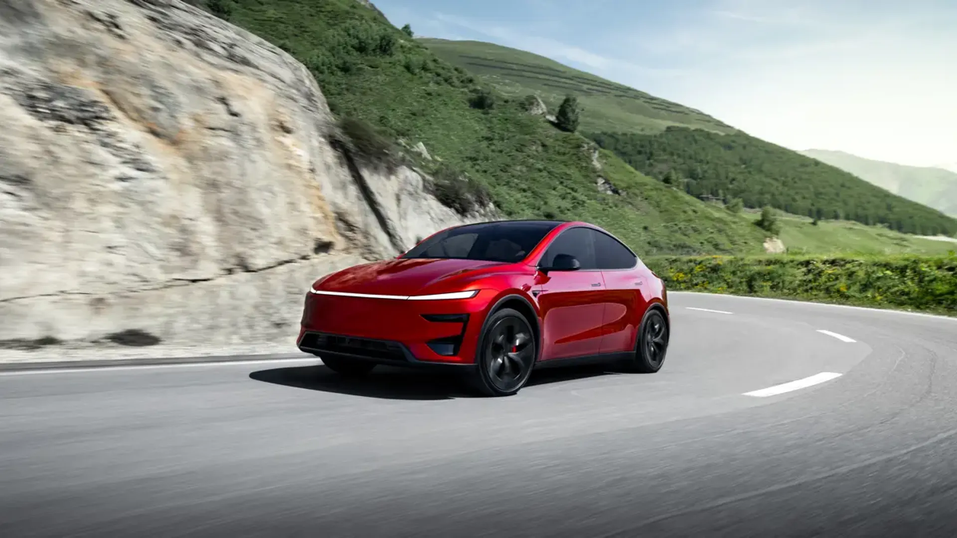 Elettronauti - Tesla Model Y Performance - Bianco - Esterno - Vista anteriore a tre quarti