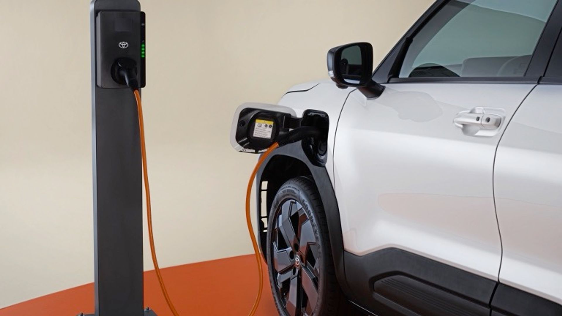 Toyota Urban Cruiser 48.8 kWh