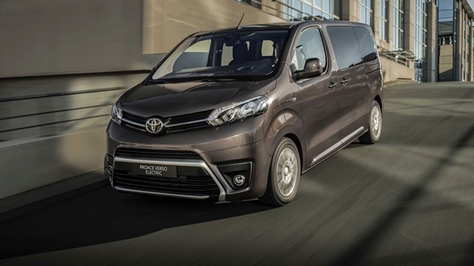 Toyota Proace Shuttle L 50 kWh