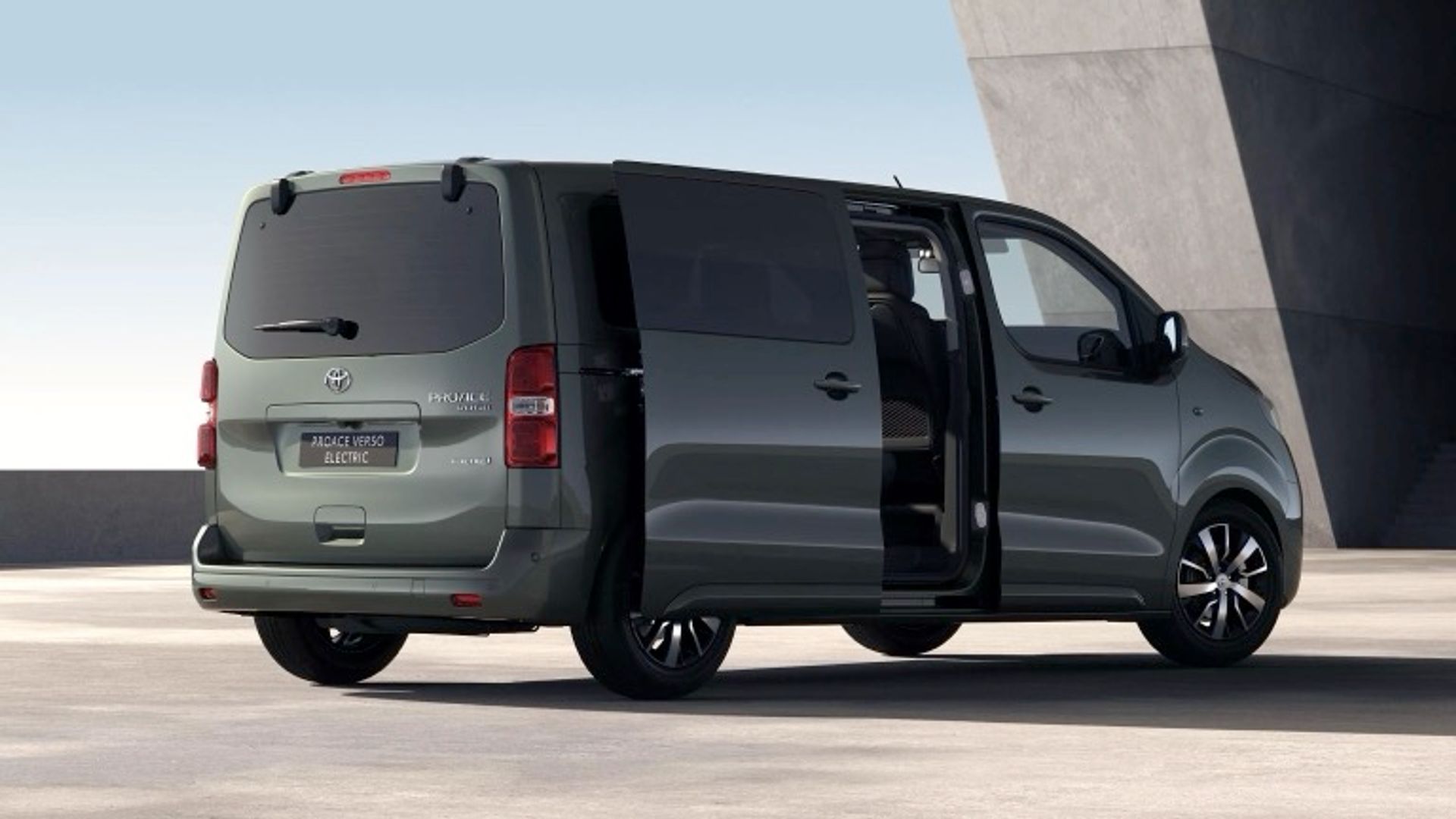 Toyota Proace Verso M 50 kWh