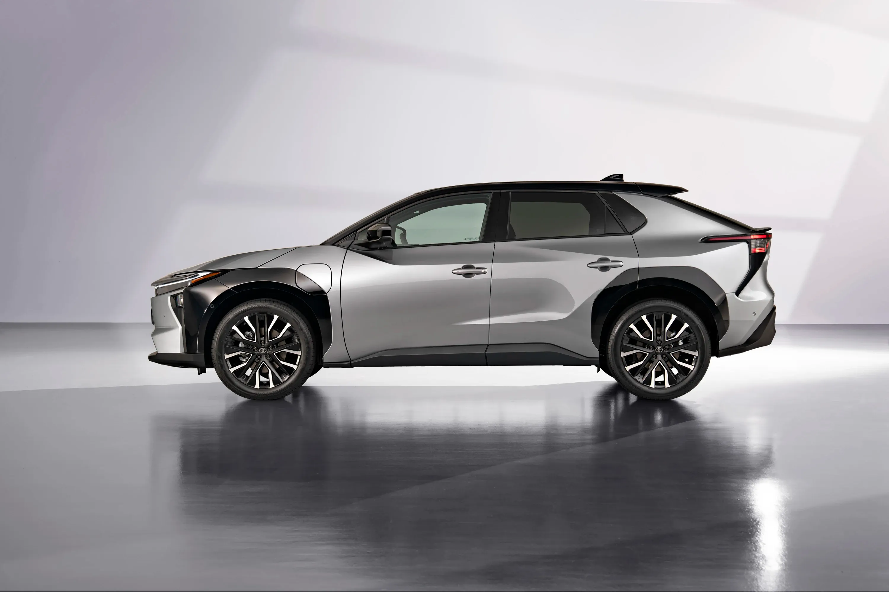 Toyota bZ4x AWD