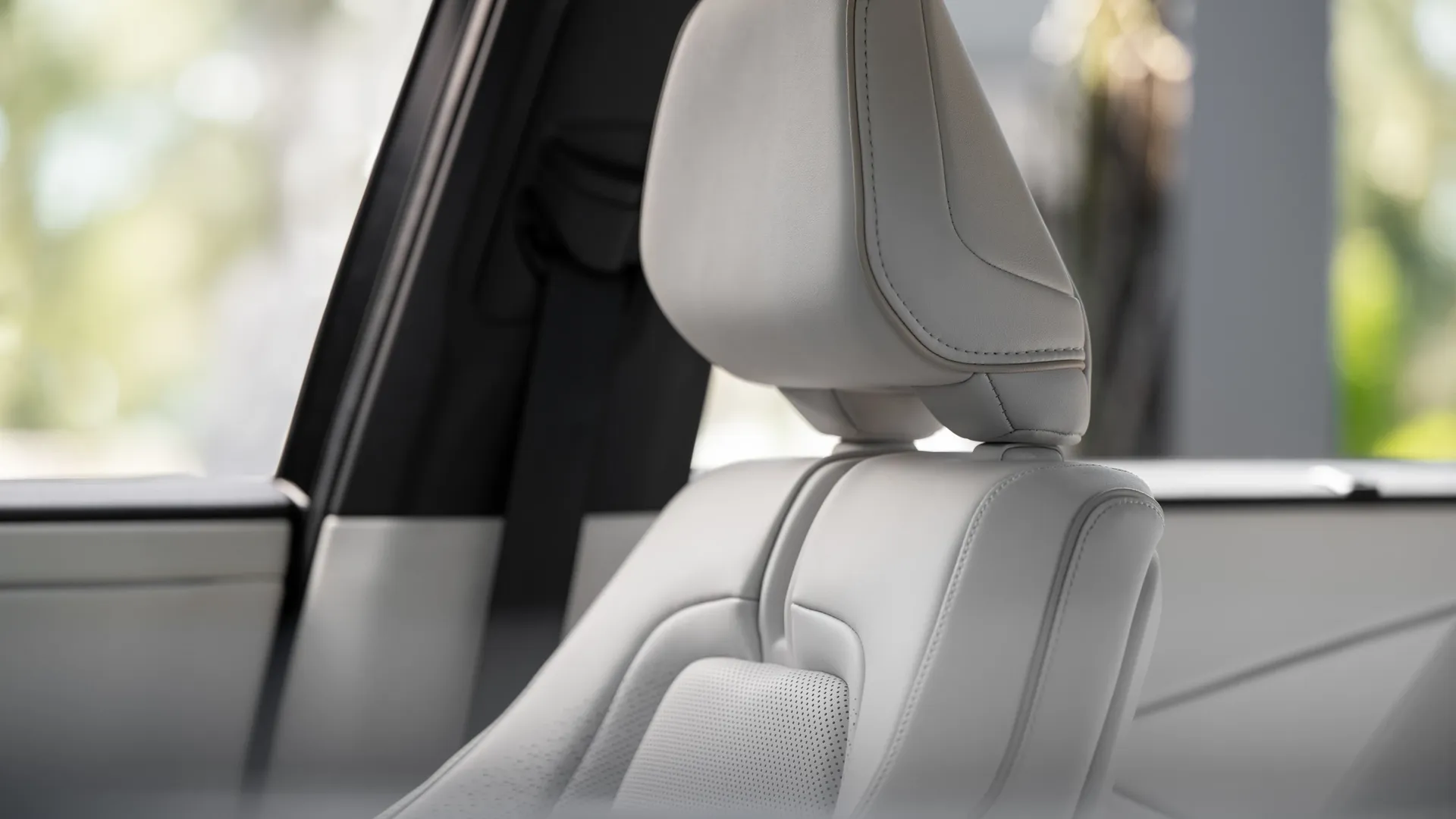 Toyota Highlander AWD 77 kWh