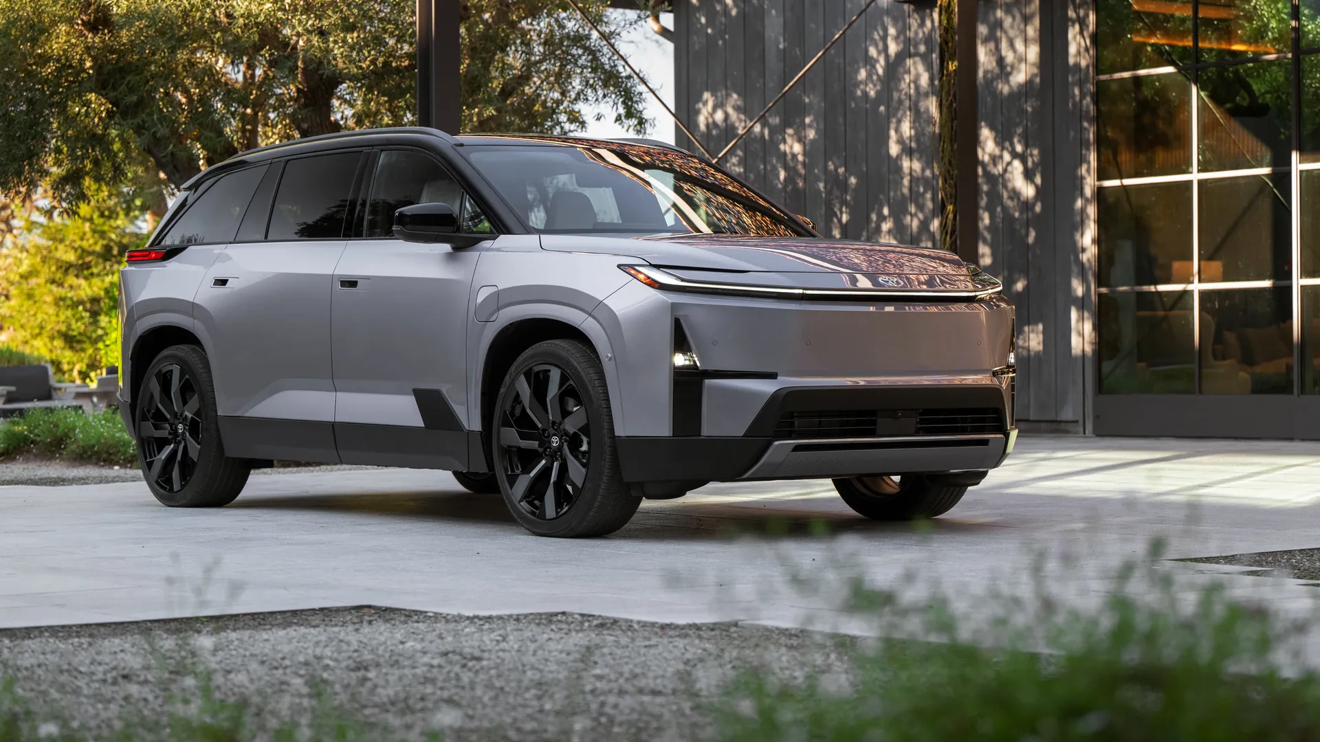 Toyota Highlander AWD 77 kWh