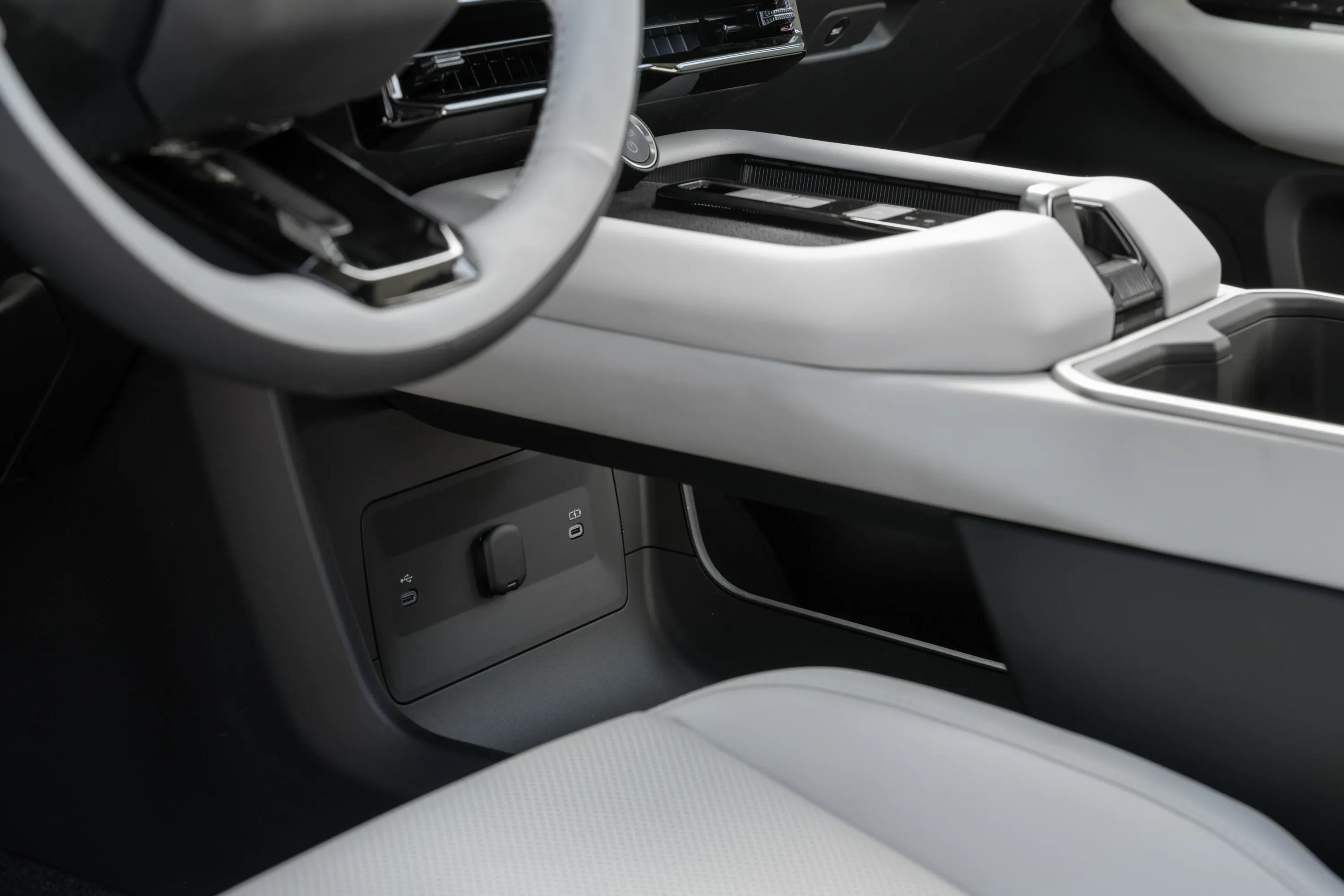 Toyota Highlander AWD 77 kWh