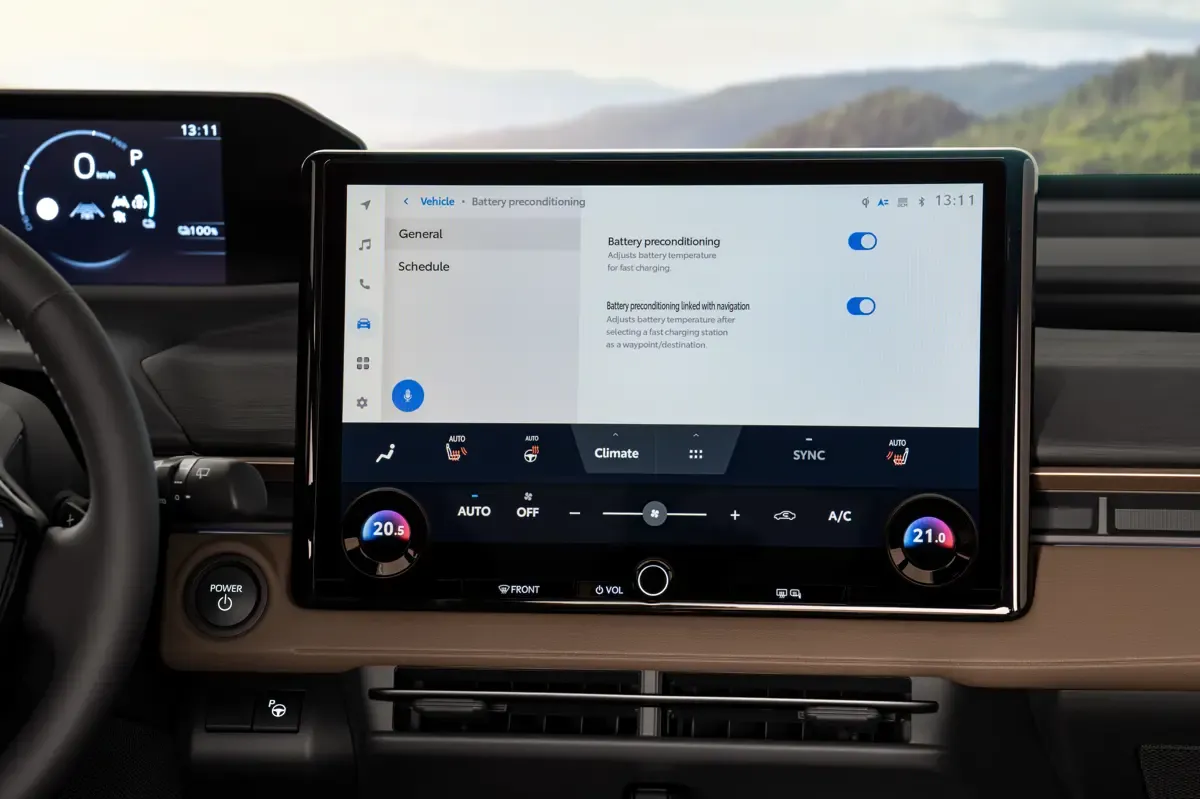 Elettronauti - Toyota bZ4X Touring AWD - Infotainment