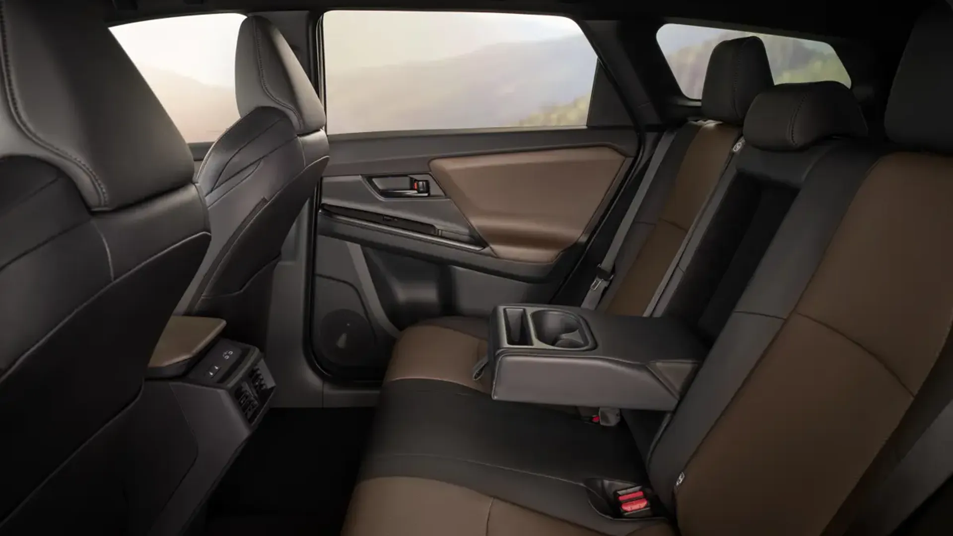 Elettronauti - Toyota bZ4X Touring AWD - Sedili - Sedili posteriori