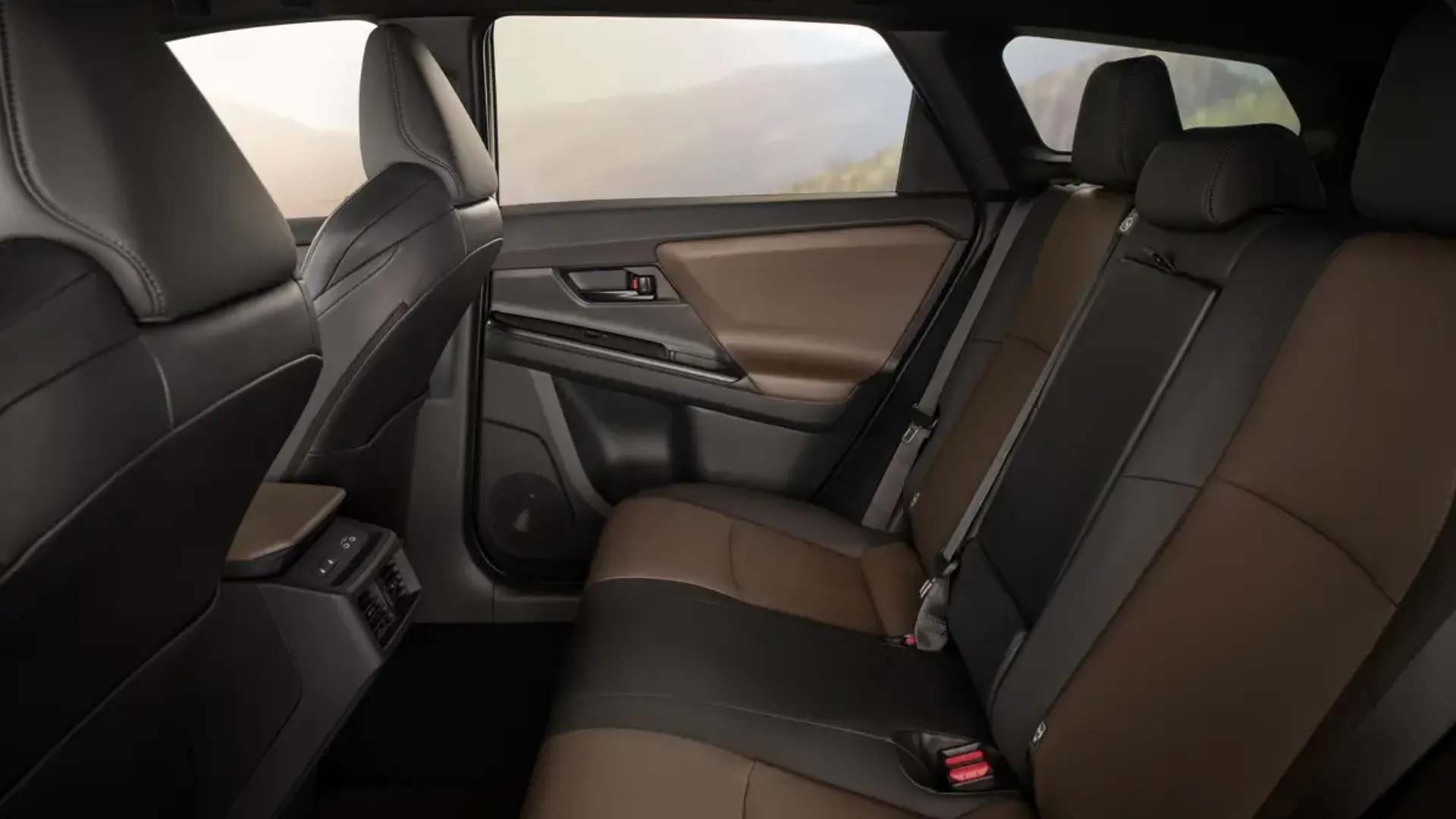 Elettronauti - Toyota bZ4X Touring AWD - Light Grey - Sedili - Sedili posteriori