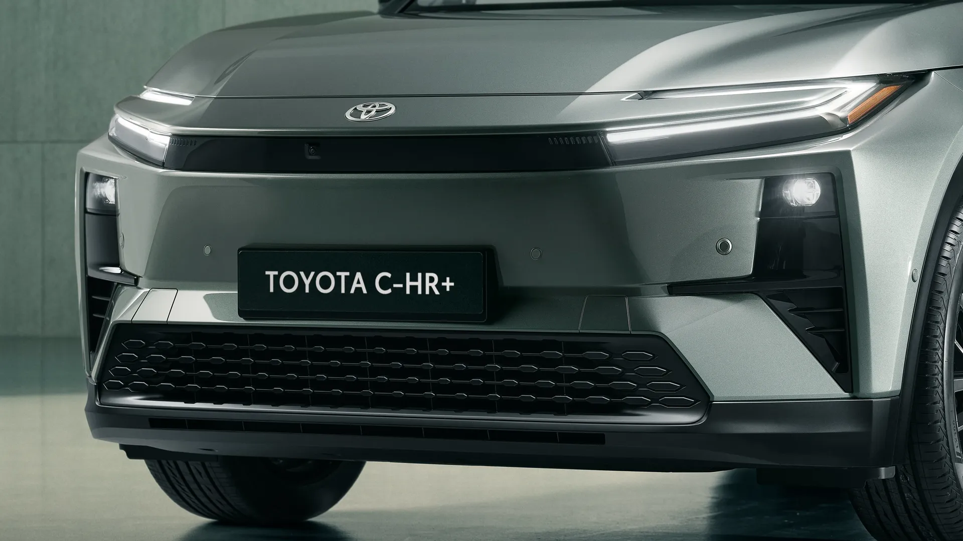 Elettronauti - Toyota C-HR+