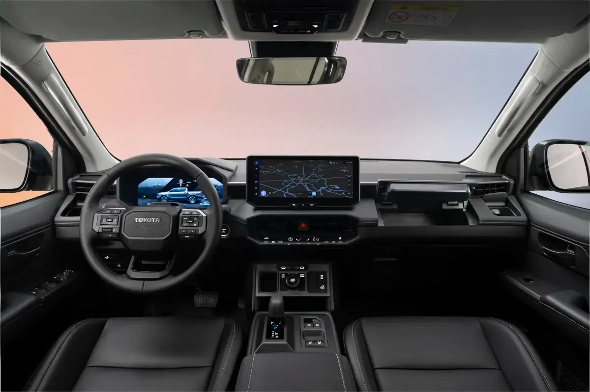 Elettronauti - Toyota Hilux BEV - Interni - Sedili anteriori