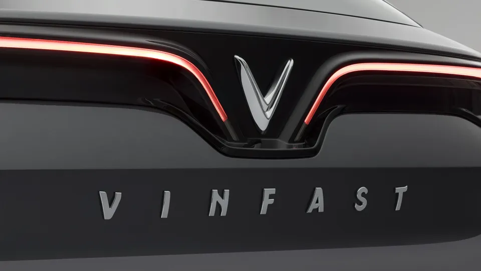 VinFast VF8 Eco