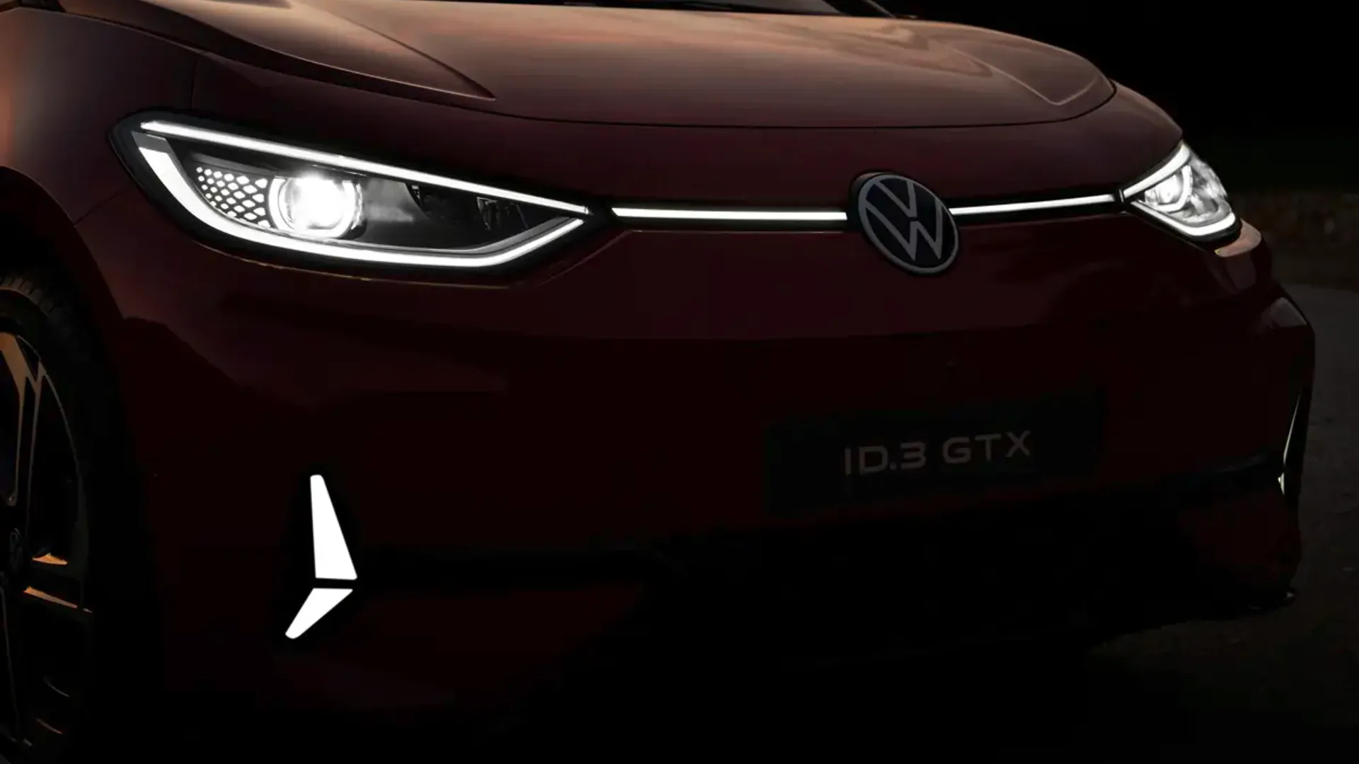 Elettronauti - Volkswagen ID.3 GTX - Rosso - Esterno - Vista anteriore