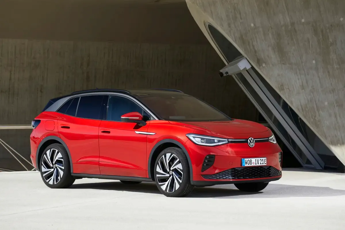 Elettronauti - Volkswagen ID.4 GTX 4MOTION - Blu - Esterno - Vista anteriore a tre quarti