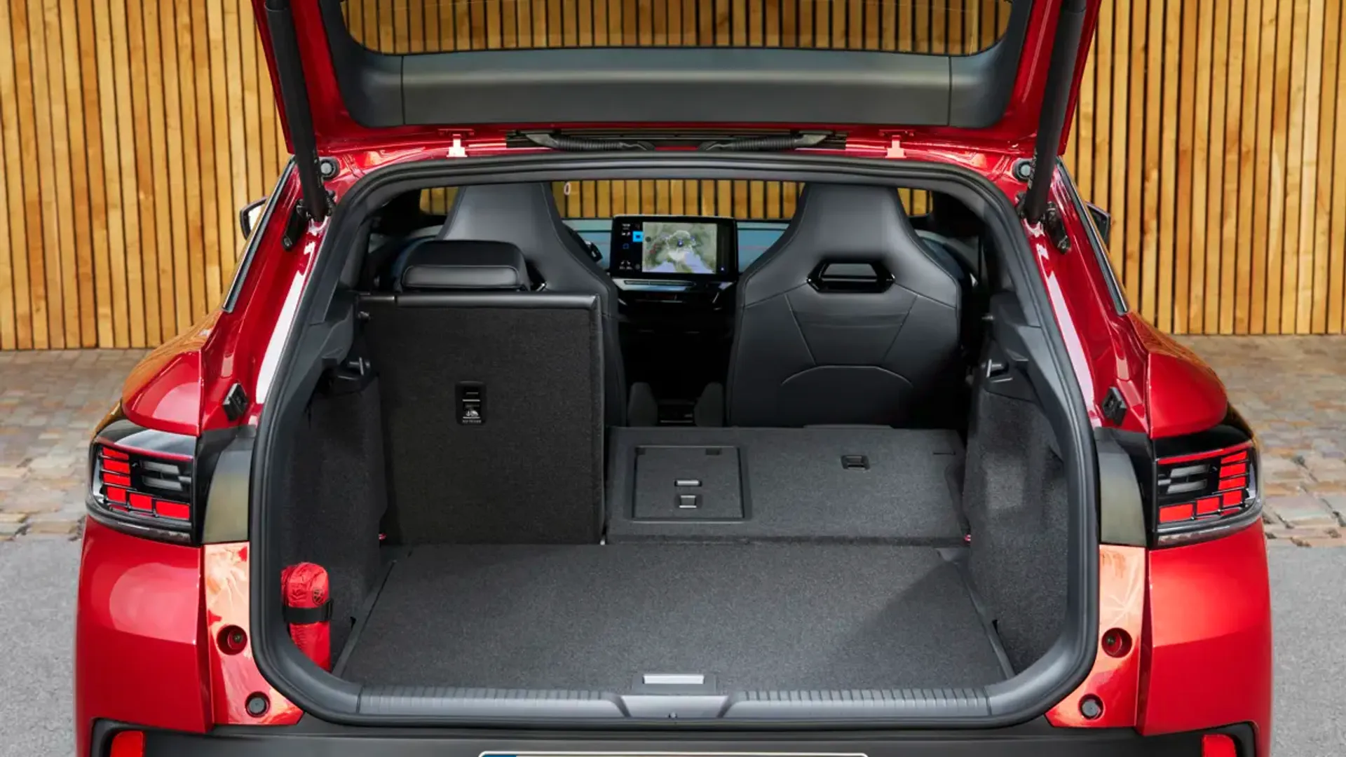 Elettronauti - Volkswagen ID.5 GTX 4MOTION - Vano di carico - Bagagliaio