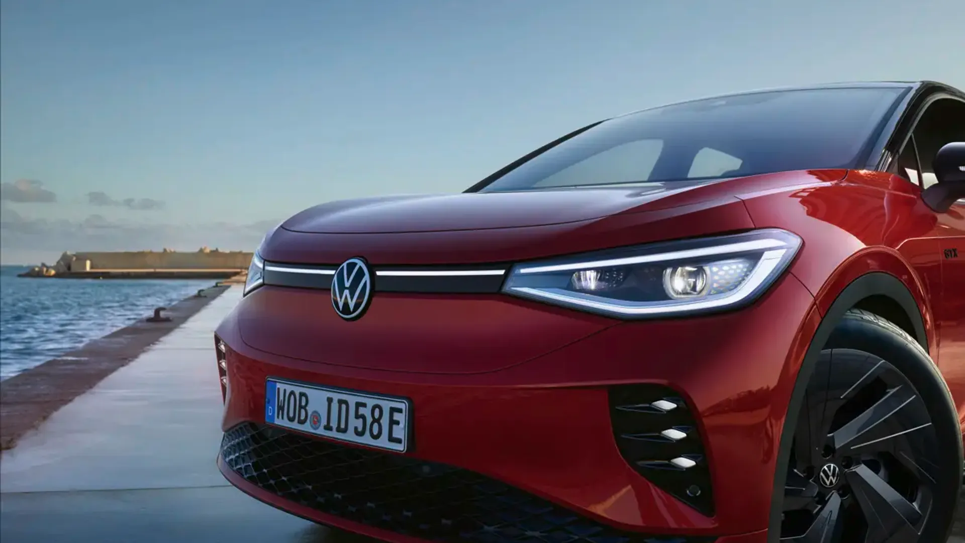 Elettronauti - Volkswagen ID.5 GTX 4MOTION - Rosso - Esterno - Vista anteriore