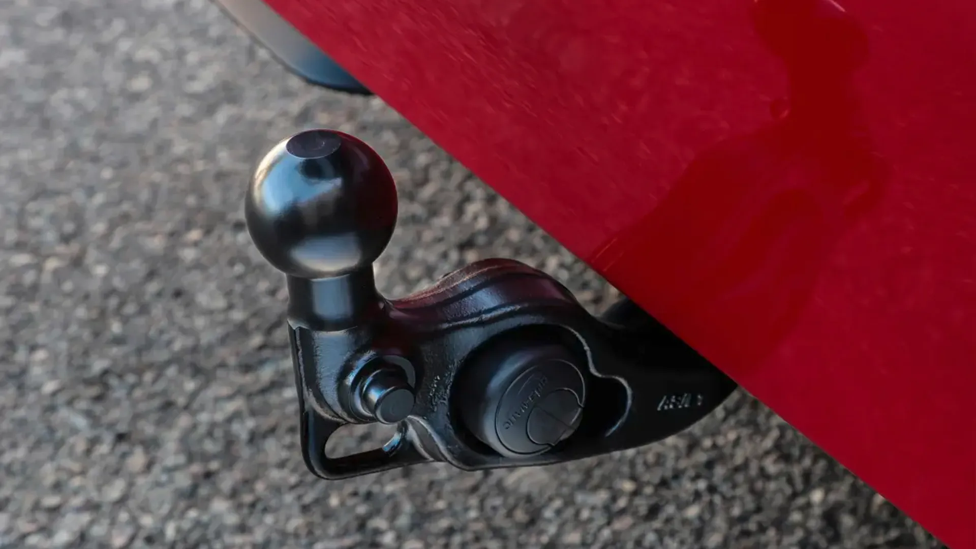 Elettronauti - Volkswagen ID. Buzz GTX - Rosso - Esterno - Vista posteriore