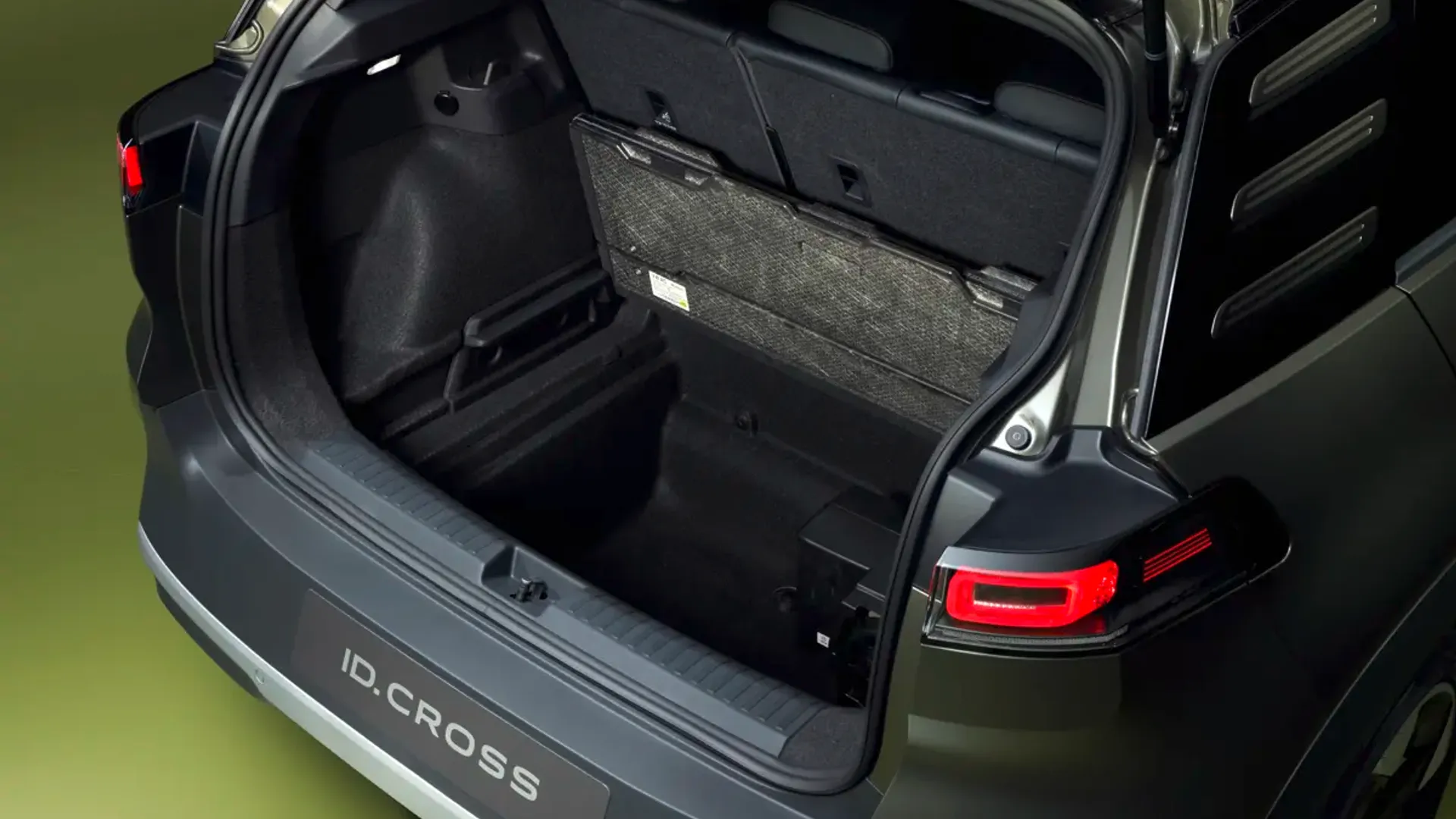 Elettronauti - Volkswagen ID. Cross Life - Grigio - Vano di carico - Bagagliaio