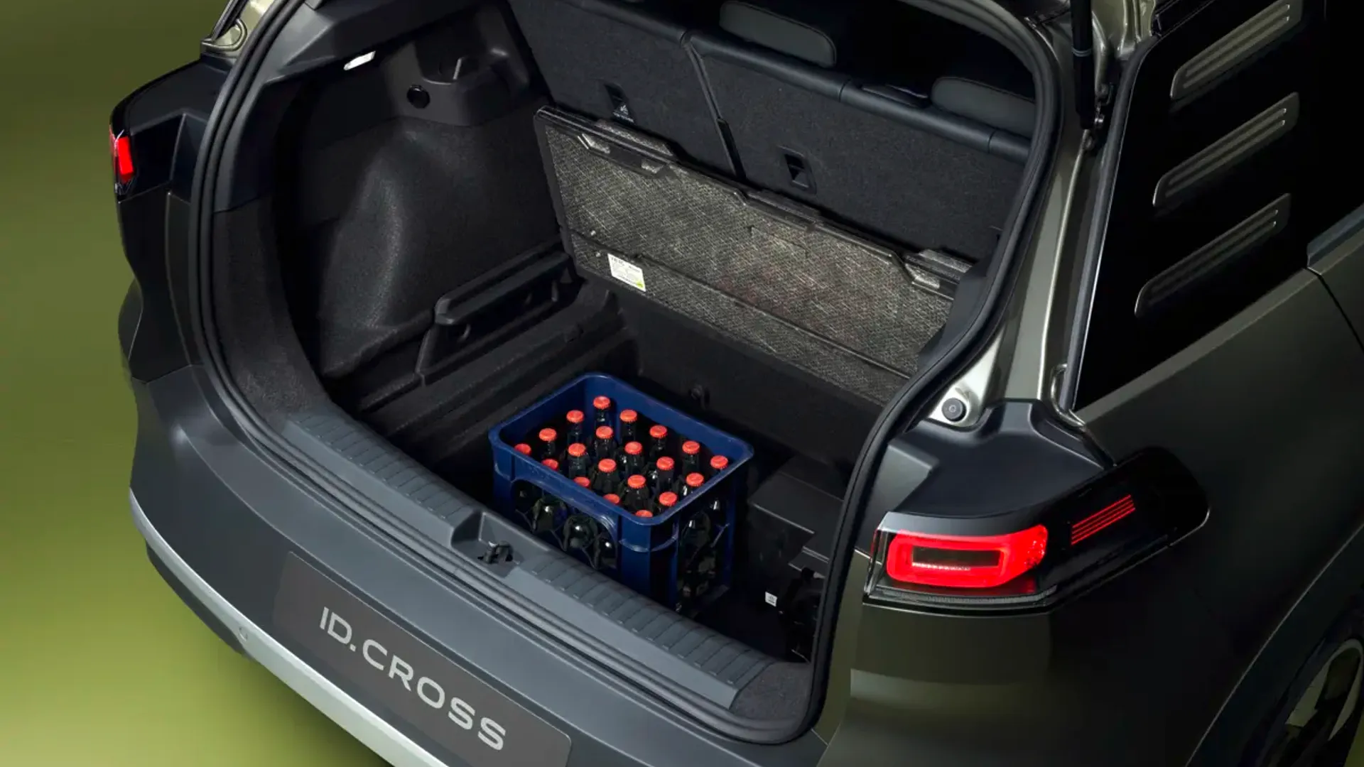 Elettronauti - Volkswagen ID. Cross Life - Bianco - Vano di carico - Bagagliaio