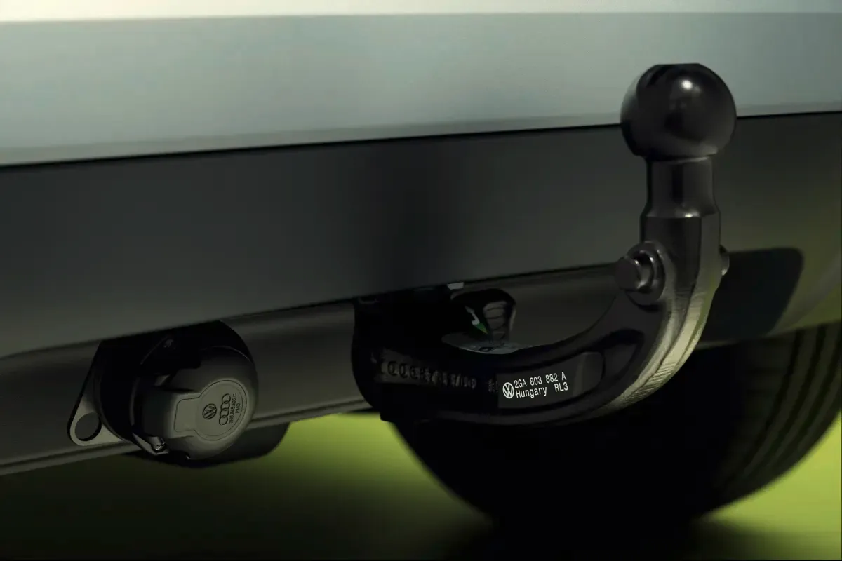 Elettronauti - Volkswagen ID. Cross Life - Blu - Esterno - Vista anteriore a tre quarti