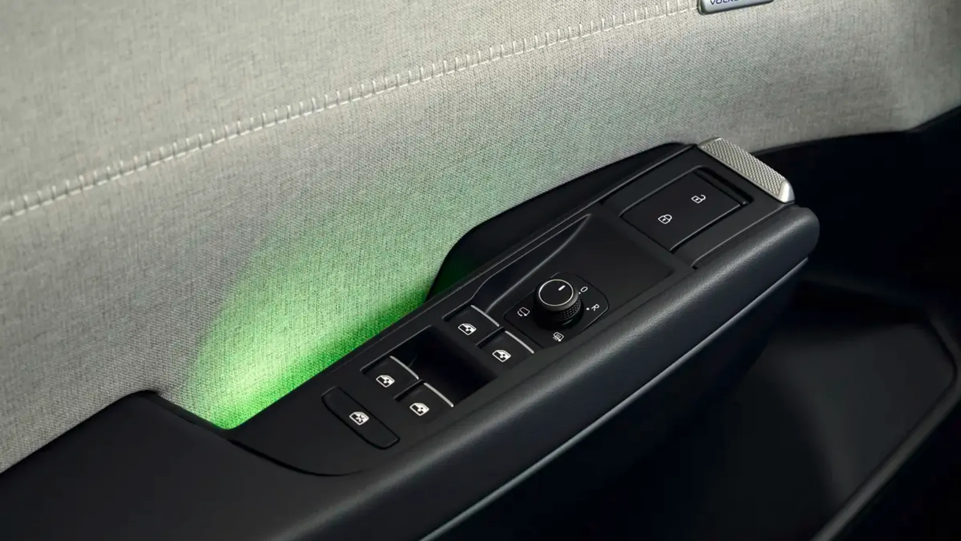Elettronauti - Volkswagen ID. Cross Life - Bianco - Esterno - Vista anteriore a tre quarti
