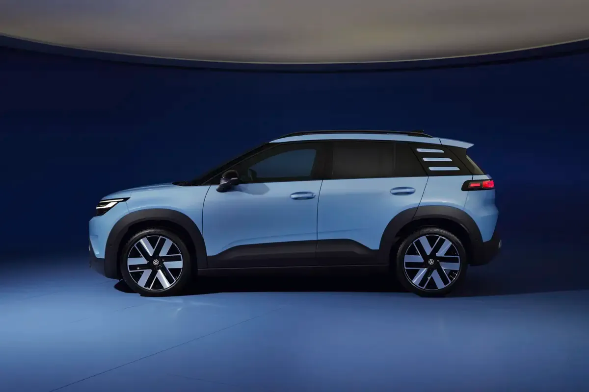 Elettronauti - Volkswagen ID. Cross Life - Giallo - Esterno - Vista anteriore a tre quarti