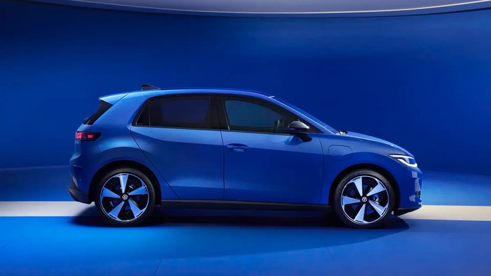Elettronauti - Volkswagen ID. Polo 155 kW - Light Blue - Esterno - Vista anteriore a tre quarti