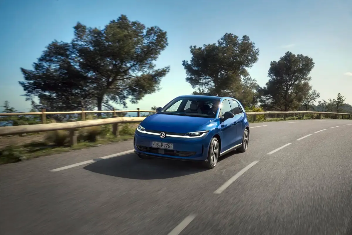 Elettronauti - Volkswagen ID. Polo Edition 1 - Giallo - Esterno - Vista anteriore a tre quarti
