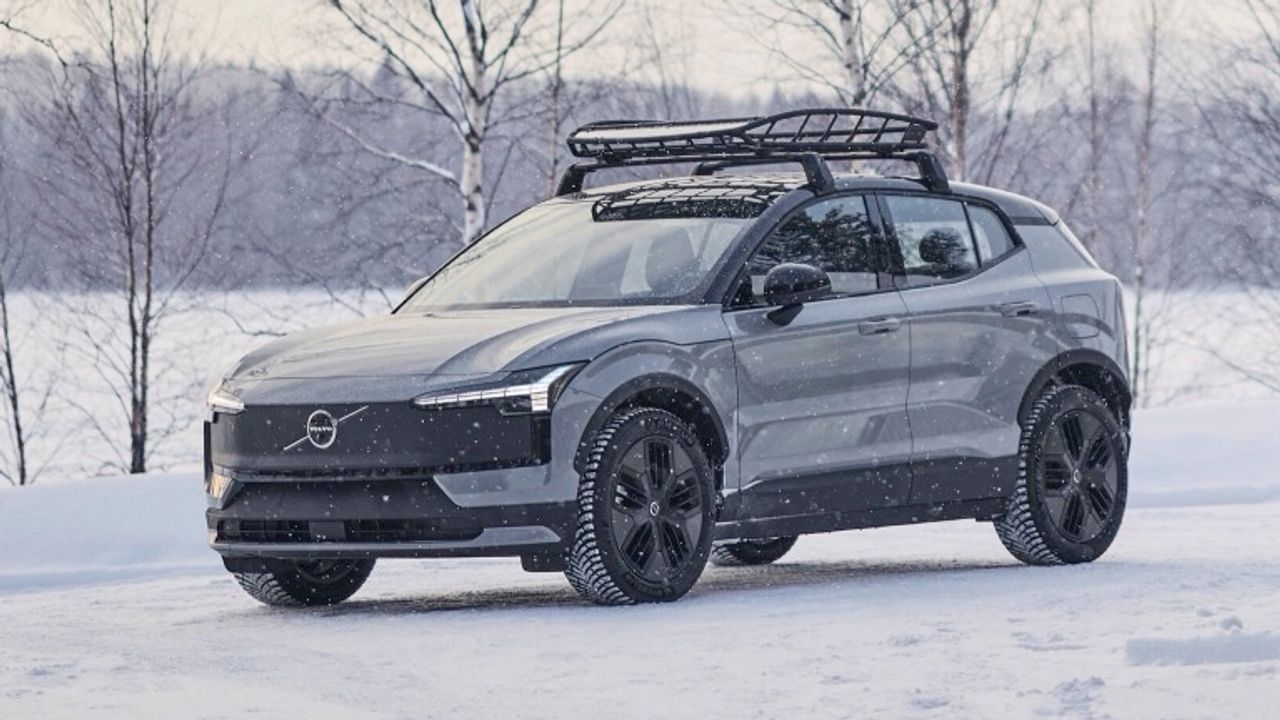 Volvo EX30 Cross Country (MY26)