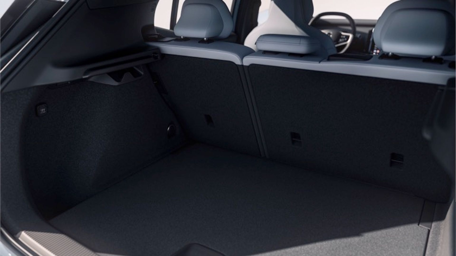 Volvo EX30 P8 AWD (MY27)