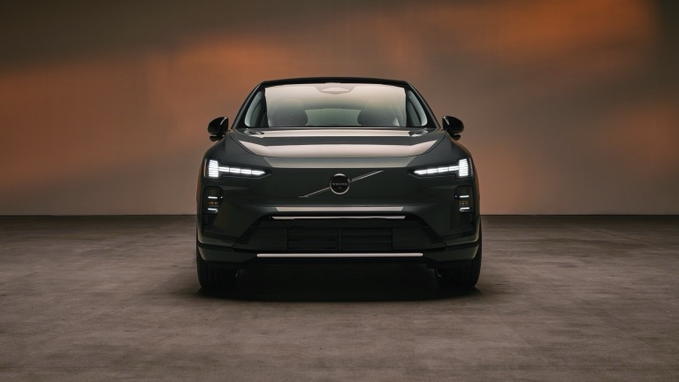 Volvo EX60 P10 AWD (MY27)