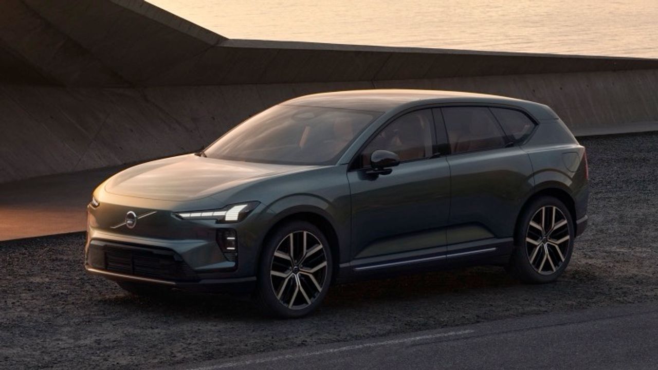 Volvo EX60 P12 AWD (MY27)