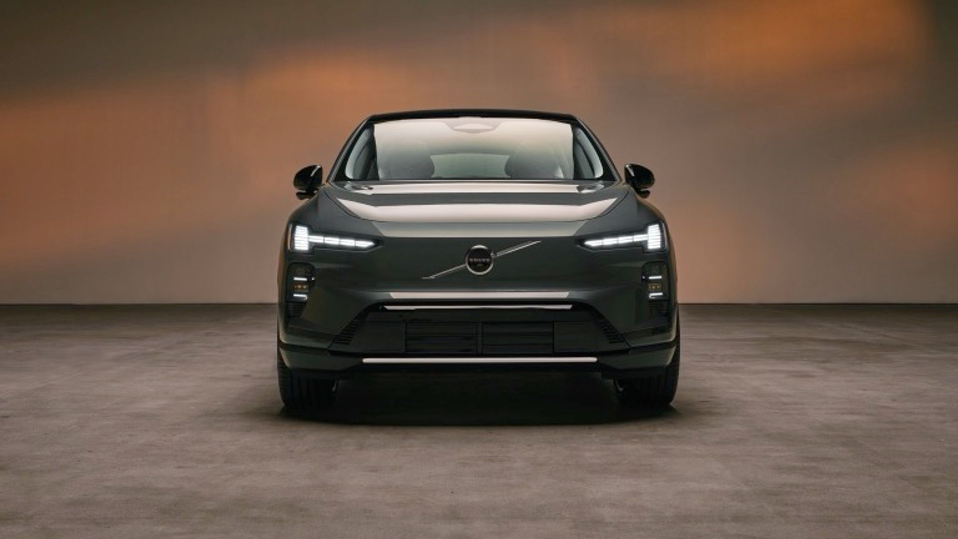 Volvo EX60 P12 AWD (MY27)