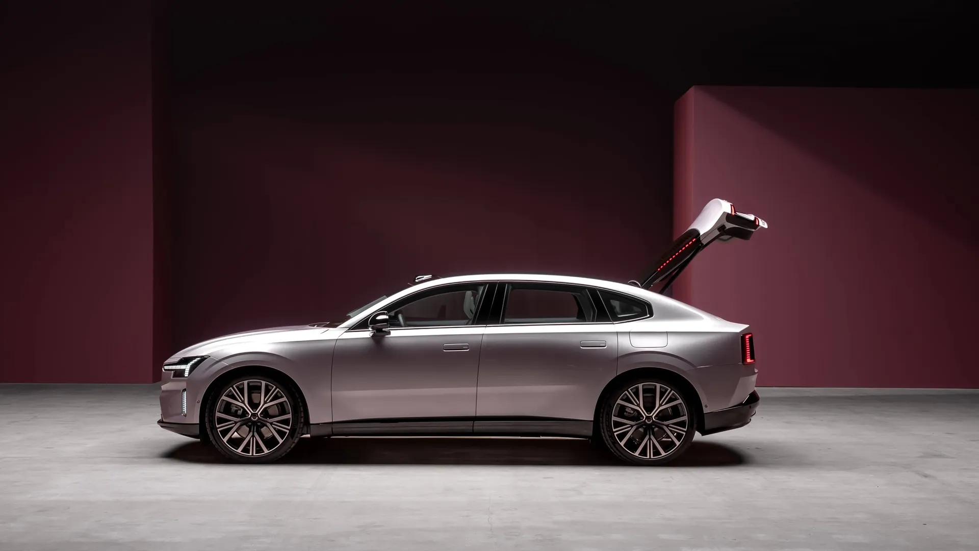 Volvo ES90 Twin Motor Performance