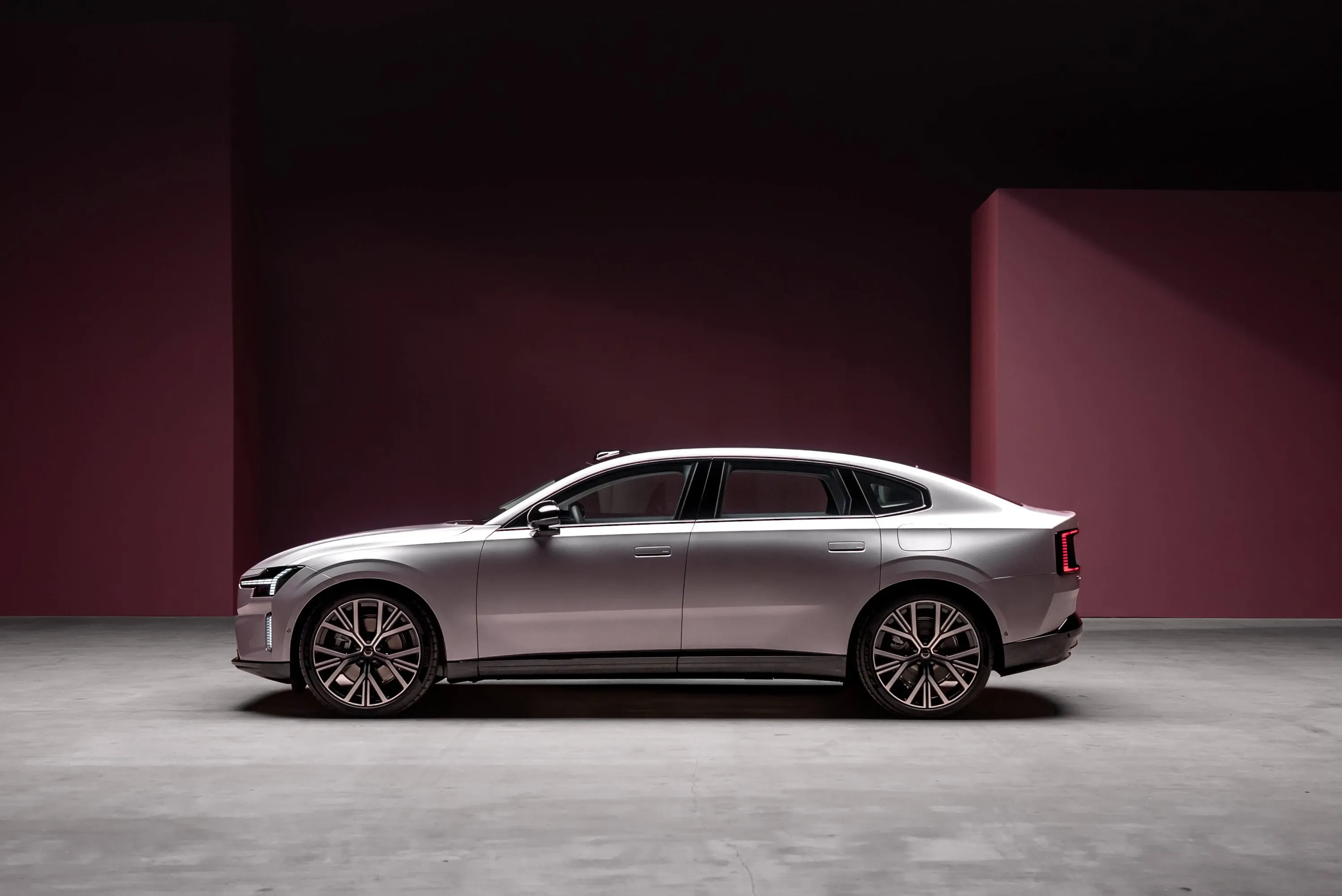 Volvo ES90 Twin Motor Performance
